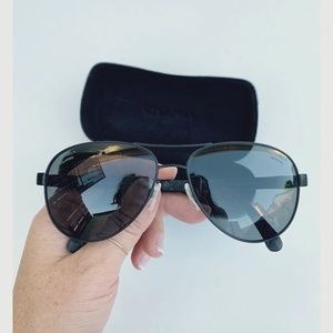 CHANEL Pilot Summer Aviator Sunglasses 4204 c101z7